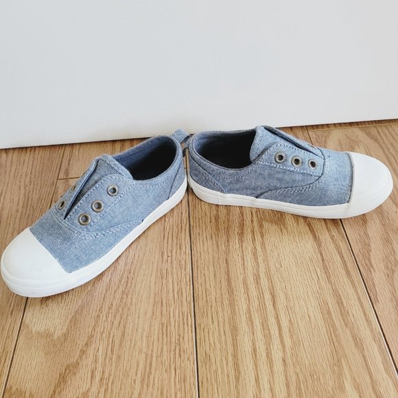Old Navy Slip On Denim Sneakers Unisex Toddler Size 8 - Picture 4 of 7